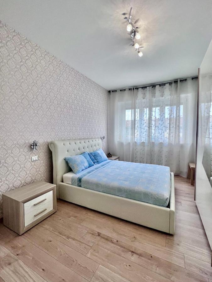Casa Vacanze Torino Con Vasca Idromassaggio Exterior foto
